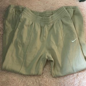 Nike Sweatpants